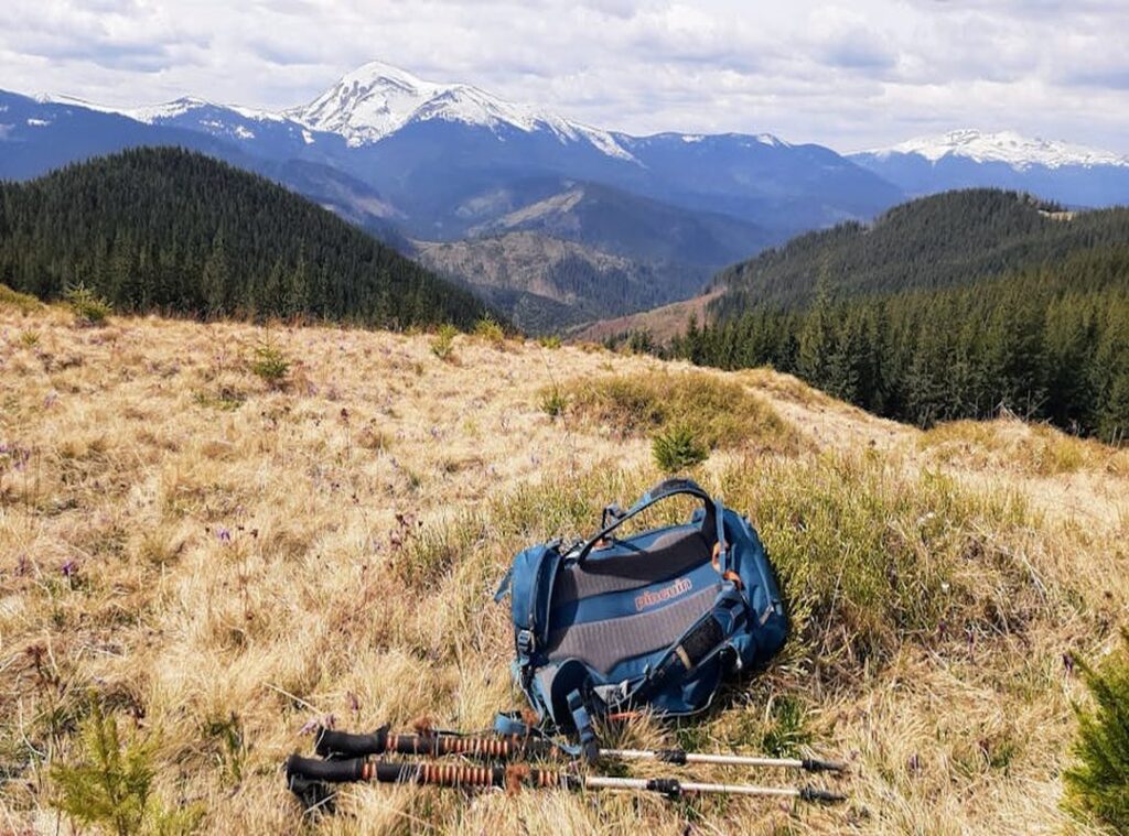 gear for beginner hikers